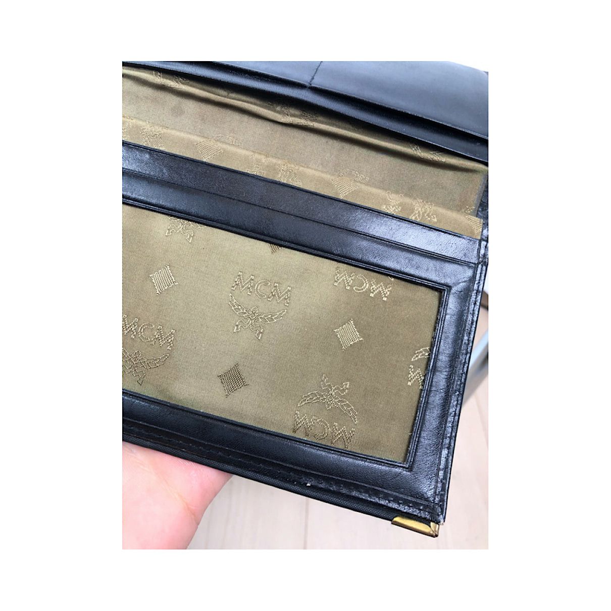 MCM Black Leather Purse Size ONE SIZE - 2 Thumbnail