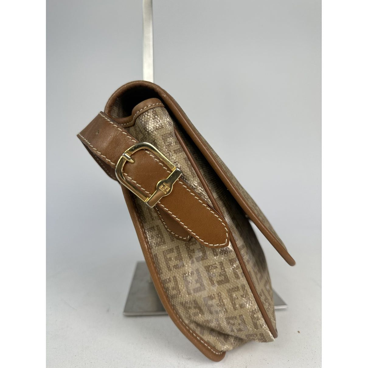 Fendi Baguette Beige Leather Handbag Size ONE SIZE - 5 Thumbnail