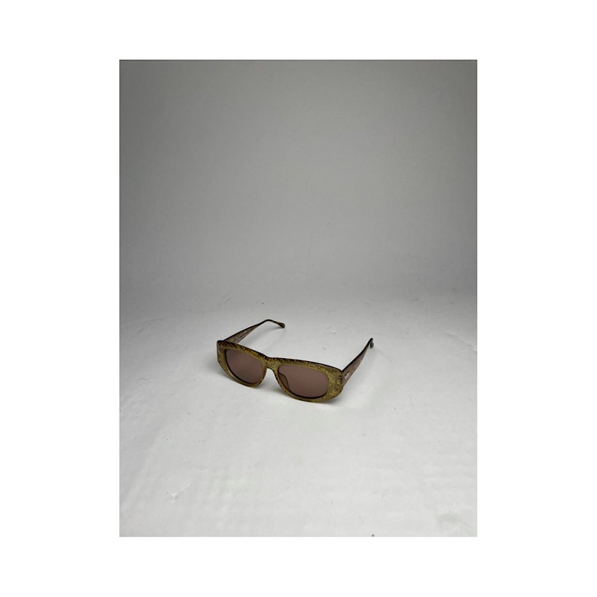 Dior Purple Plastic Sunglasses Size ONE SIZE - 3 Thumbnail