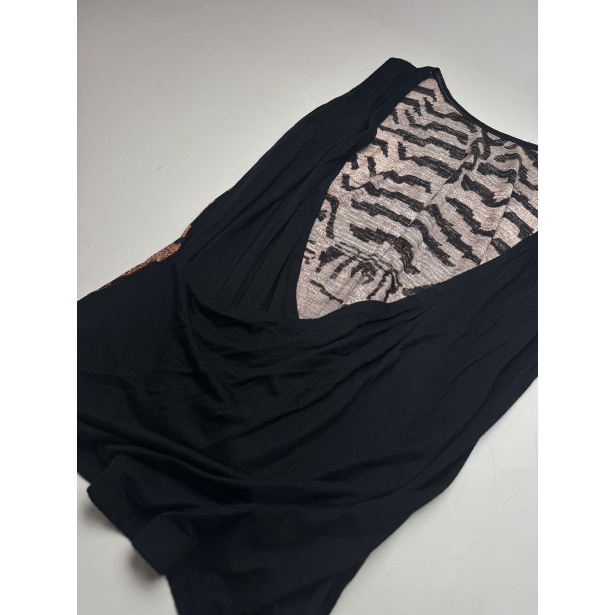 Miu Miu Black Wool Top Size M / US 6-8 / IT 42-44 - 3 Thumbnail