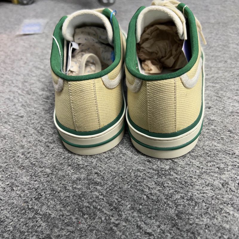Gucci Gucci Tennis 1977 Vintage Sneakers for Men 0079 Size US 9.5 / EU 42-43 - 3 Thumbnail