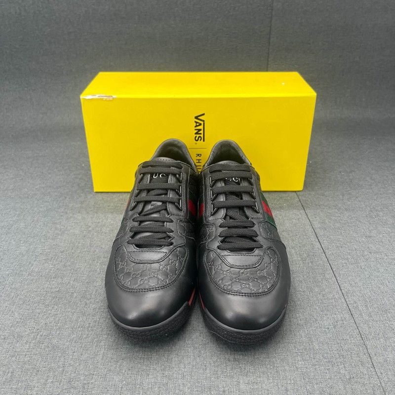 Gucci Gucci Leather Casual Sneakers with Lace-Up Detail 0079 Size US 8 / EU 41 - 2 Thumbnail