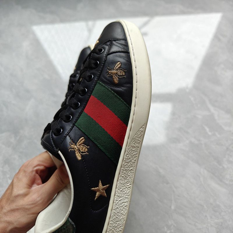 Gucci Gucci Ace Fashion Sneakers with Embroidered Bees 0079 Size US 8.5 / EU 41-42 - 8 Thumbnail