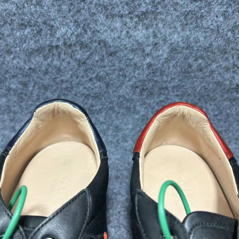 Gucci Gucci Embroidered Fashion Sneakers in Black 0079 Size US 9 / EU 42 - 9 Thumbnail