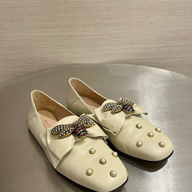 Gucci Gucci Ladies Ballet Flats with Pearl Accents 0079 Size US 5.5 / EU 38 - 4 Thumbnail
