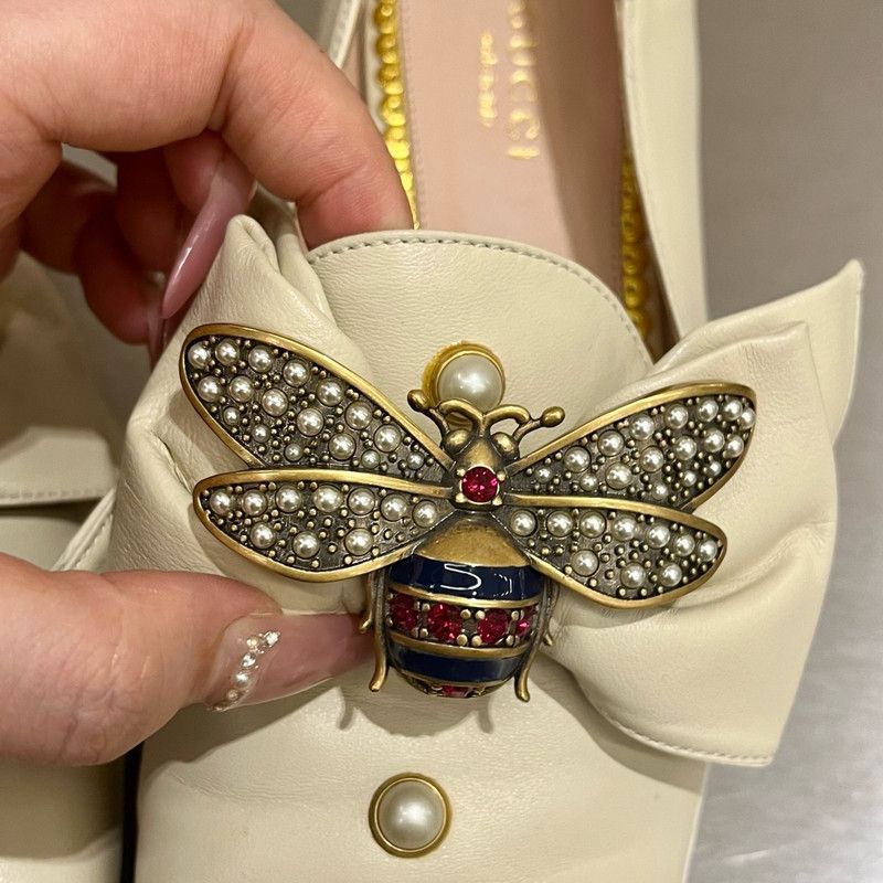 Gucci Gucci Ladies Ballet Flats with Pearl Accents 0079 Size US 5.5 / EU 38 - 11 Thumbnail