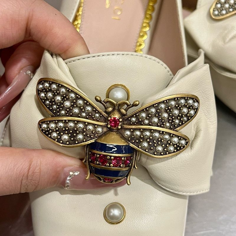 Gucci Gucci Ladies Ballet Flats with Pearl Accents 0079 Size US 5.5 / EU 38 - 10 Thumbnail