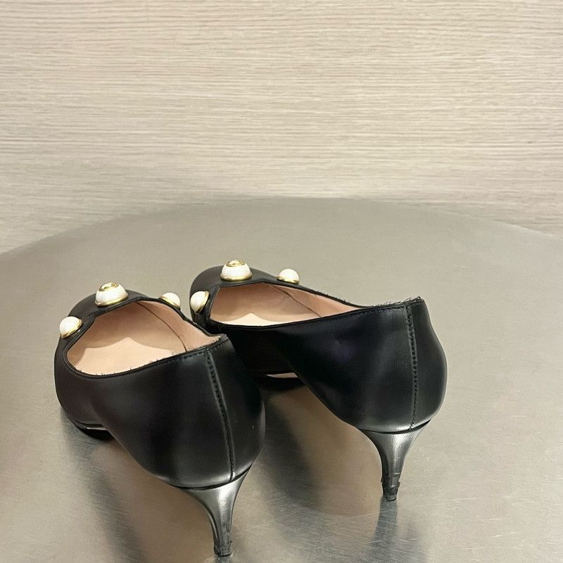 Gucci Gucci Black Leather High Heels with Pearl Accents 0079 Size US 5 / EU 37 - 4 Thumbnail