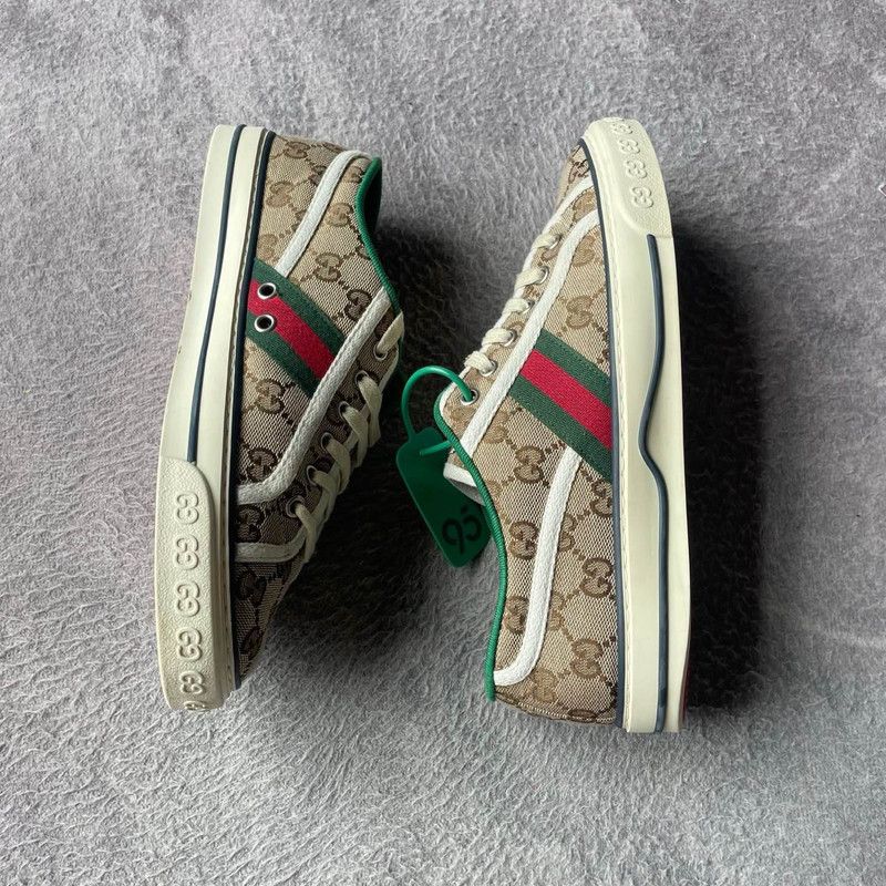 Gucci Gucci Tennis 1977 Low Top Fashion Sneakers 0079 Size US 8.5 / EU 41-42 - 9 Thumbnail