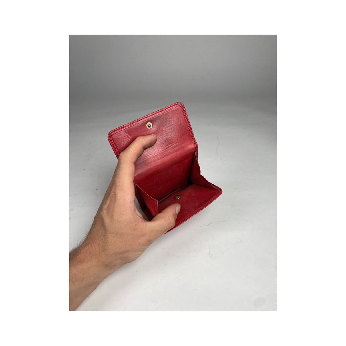 Louis Vuitton Capucines Red Leather Wallet Size ONE SIZE - 4 Thumbnail