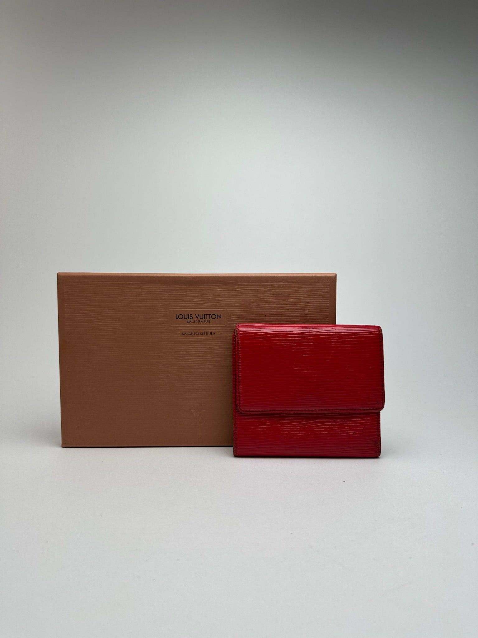 Louis Vuitton Vintage EPI Leather wallet red Size ONE SIZE - 2 Thumbnail