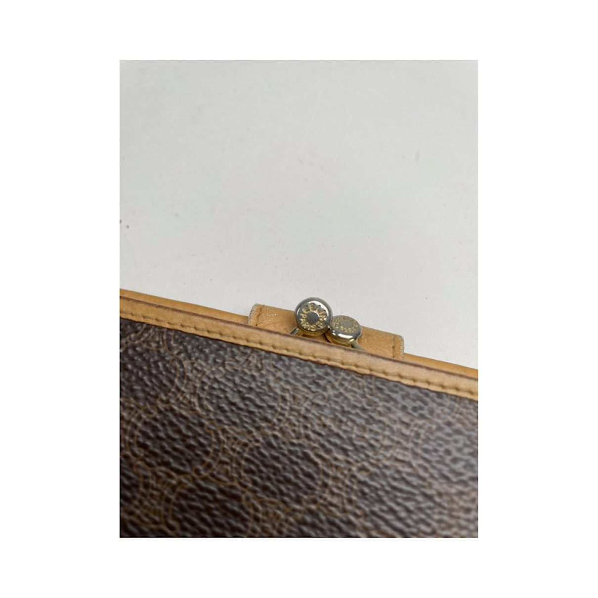 Celine Triomphe Vintage Brown Leather Wallet Size ONE SIZE - 5 Thumbnail