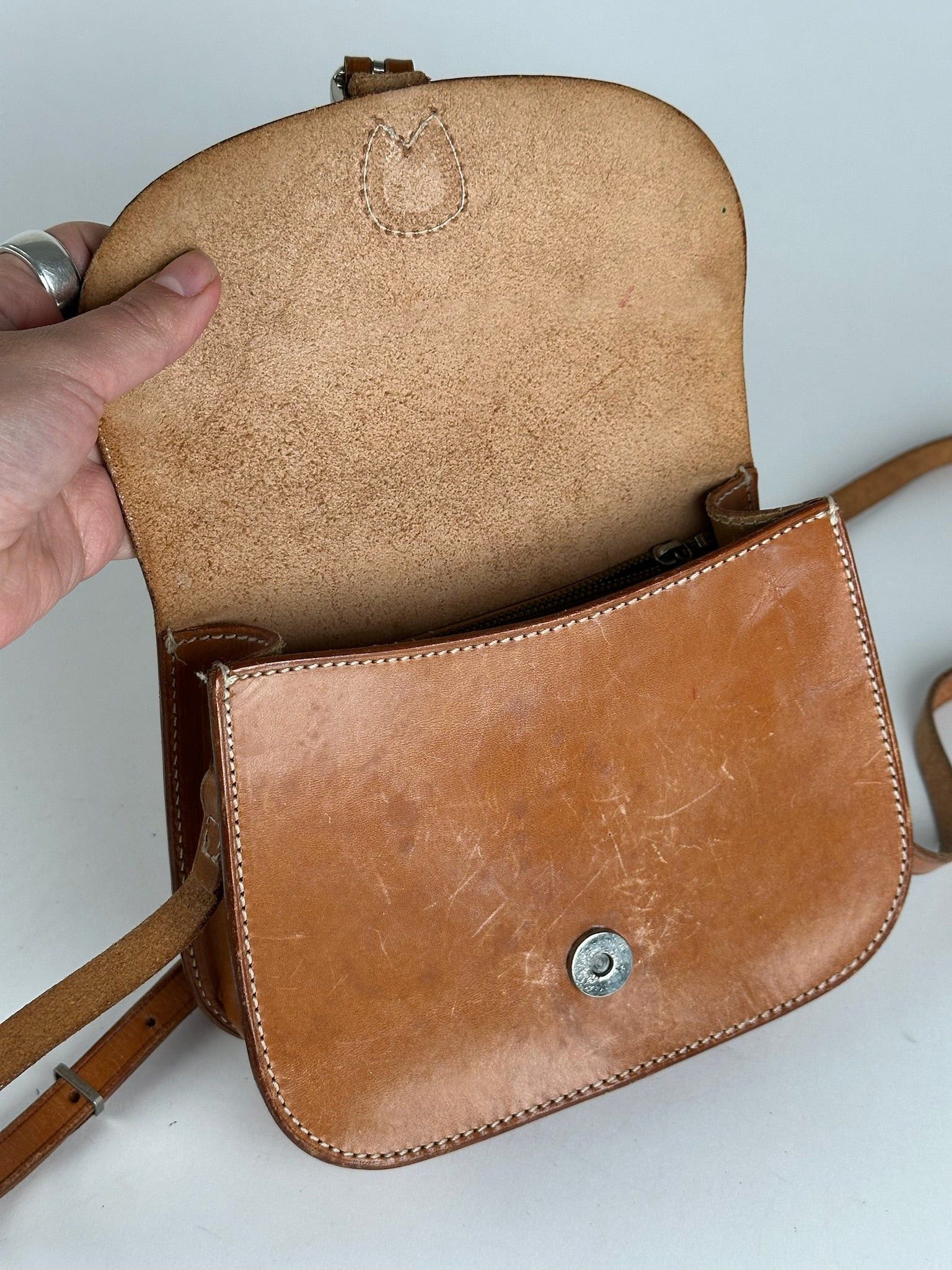Courreges Vintage Kamel Leather bag Size ONE SIZE - 4 Thumbnail