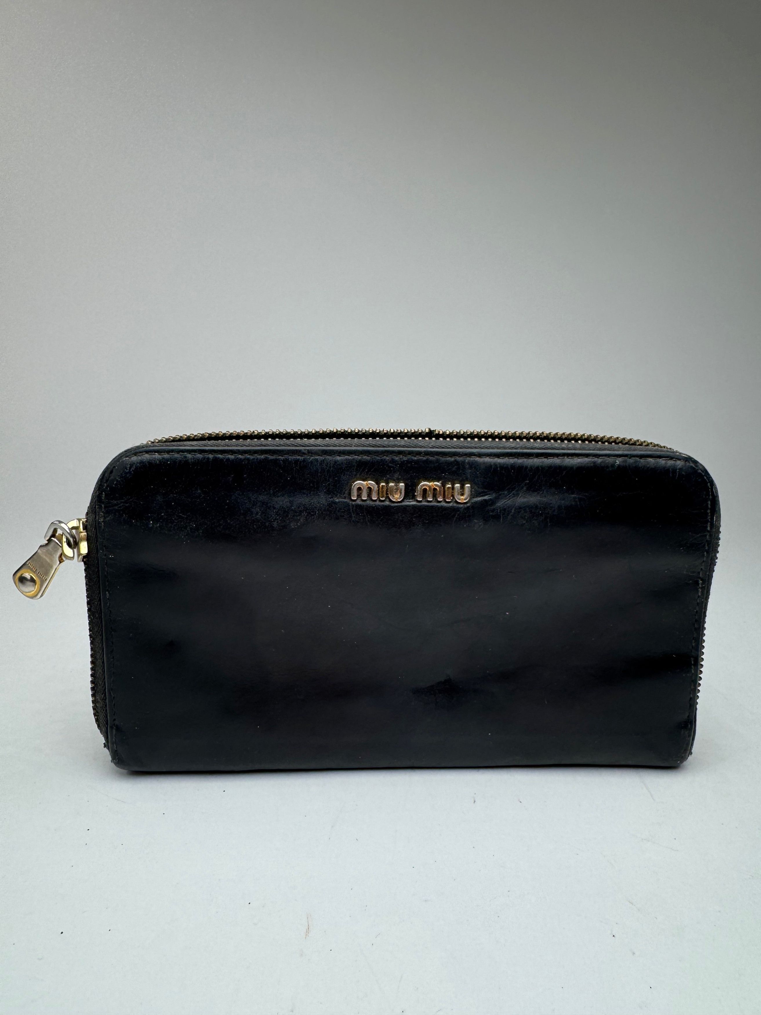 Miu Miu Vintage Patent Leather Wallet studded black zippy defect Size ONE SIZE - 3 Thumbnail