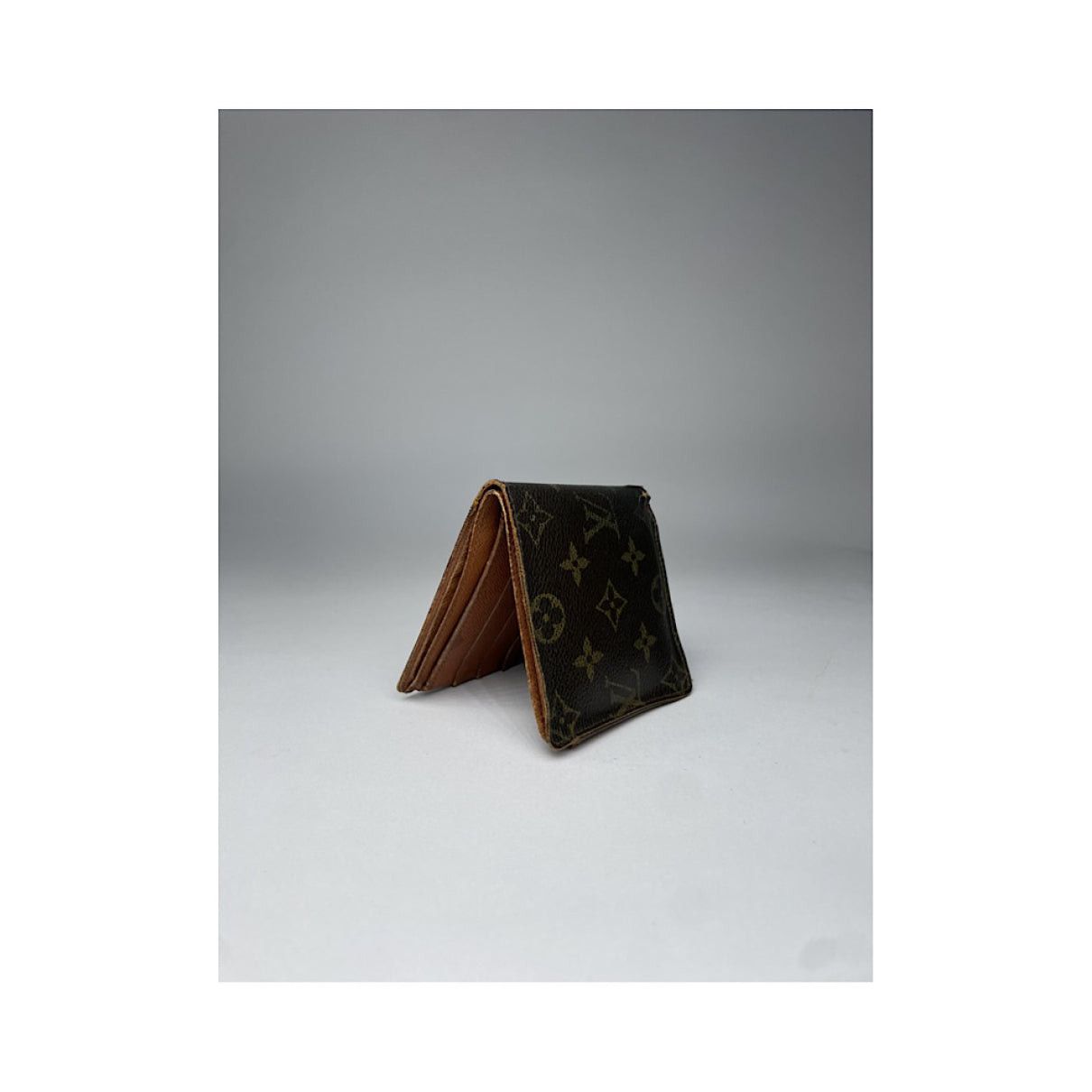 Louis Vuitton Brown Leather Purse Size ONE SIZE - 3 Thumbnail