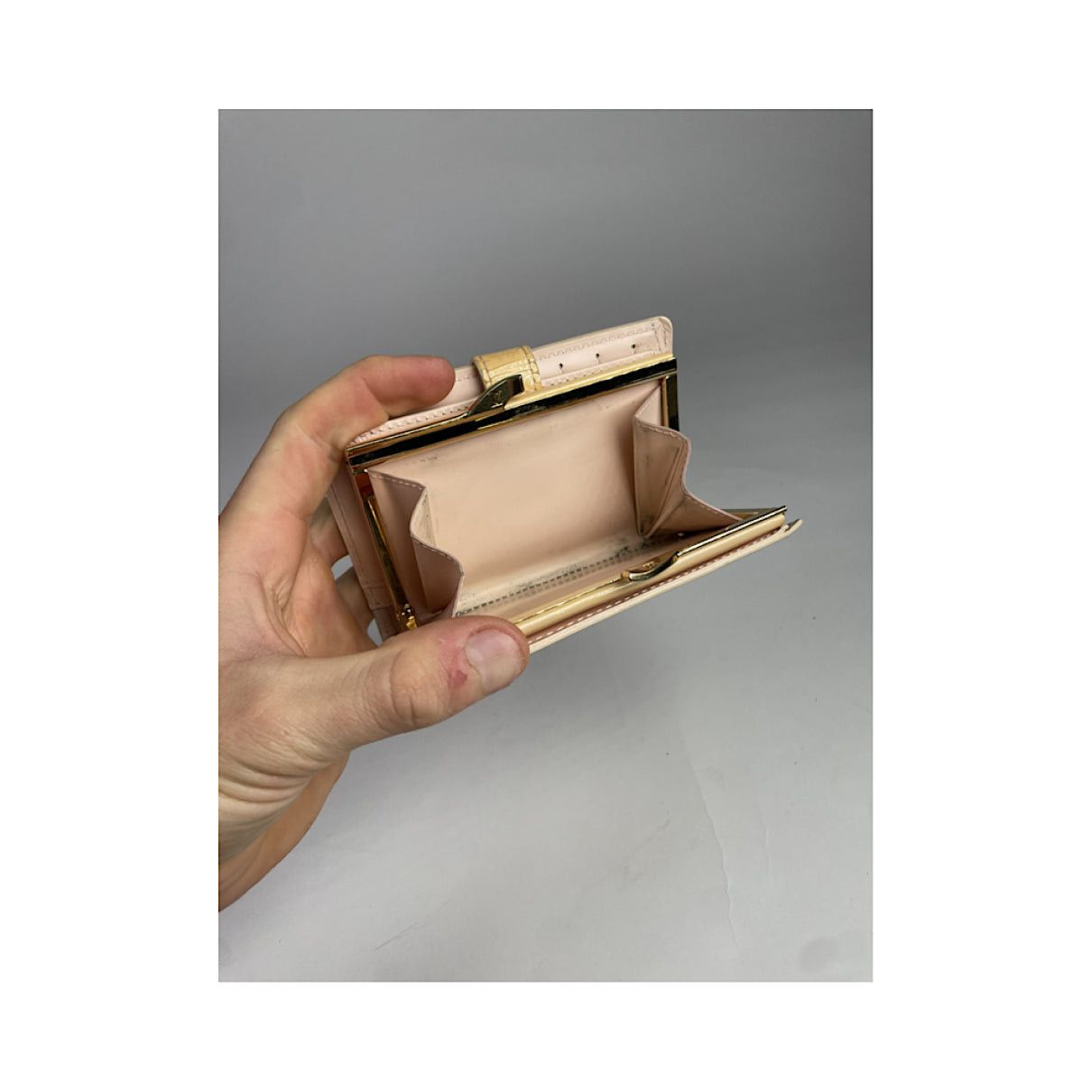 Louis Vuitton Juliette Beige Leather Wallet Size ONE SIZE - 3 Thumbnail