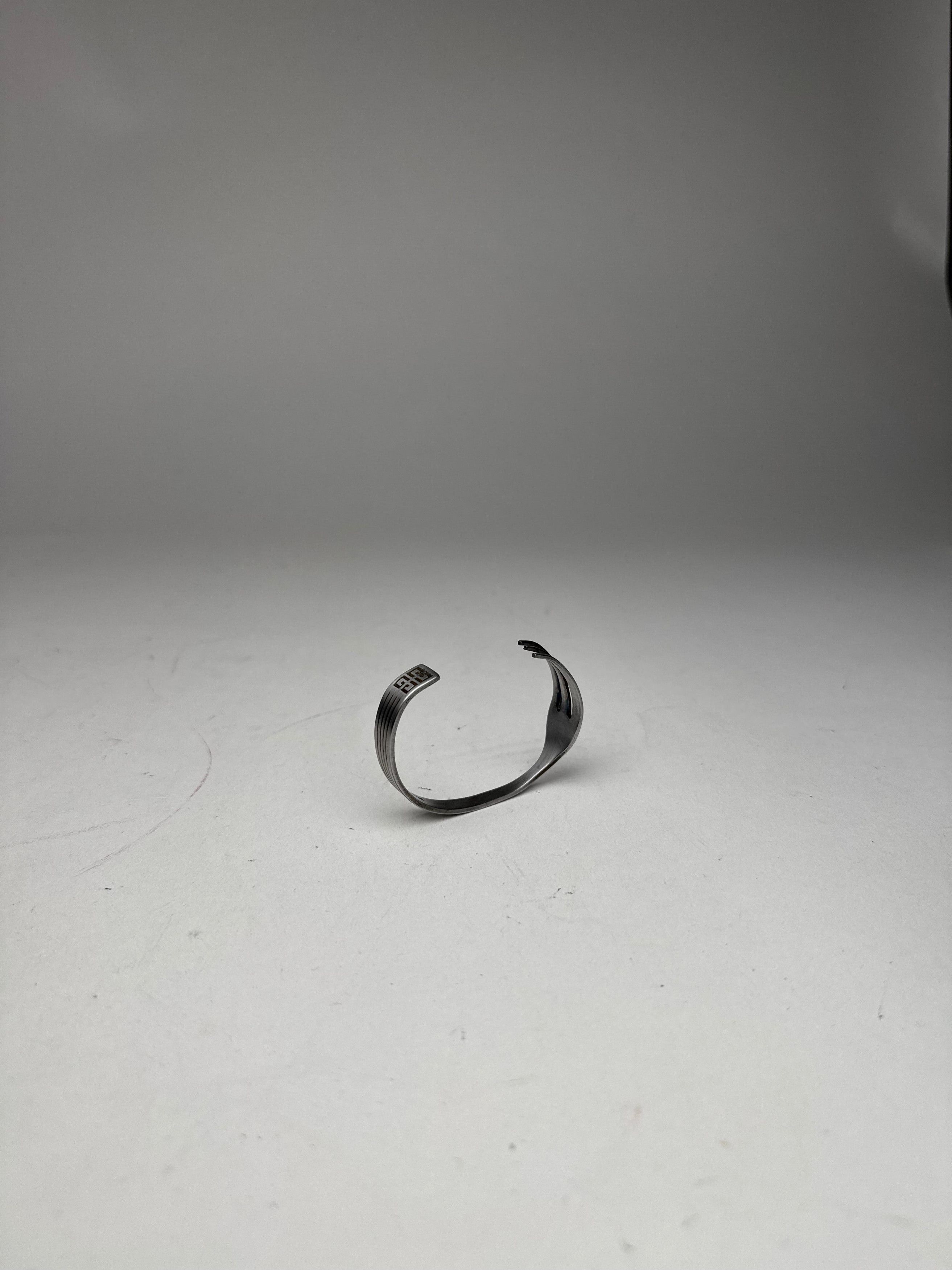 Givenchy Vintage Steel Fork bracelet silver Size ONE SIZE - 6 Thumbnail