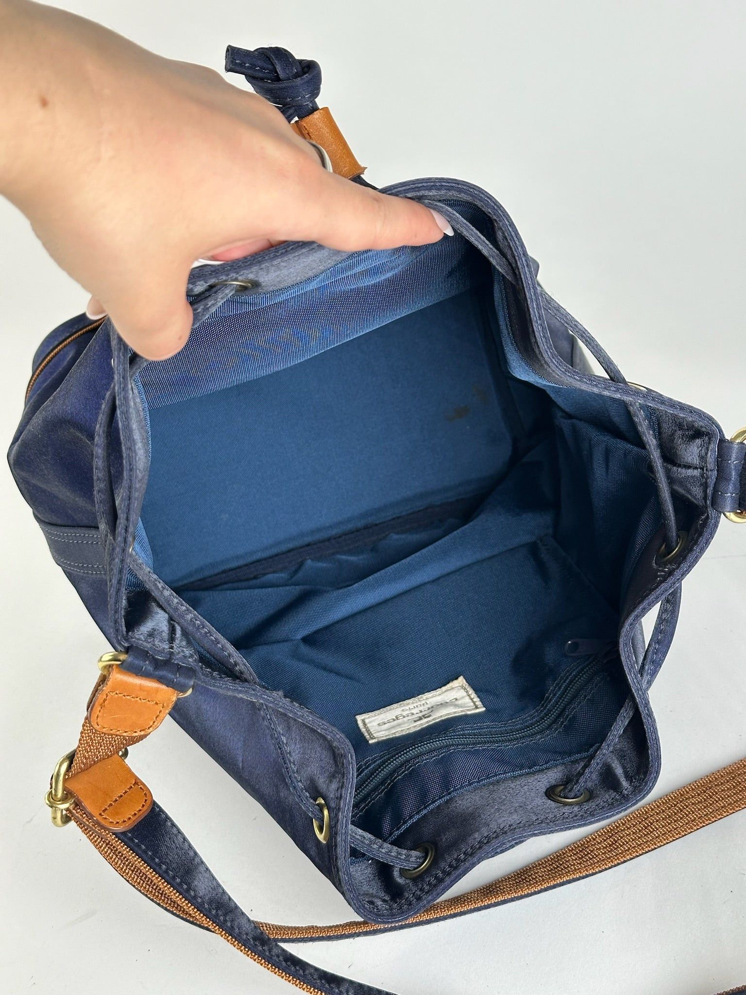 Courreges Vintage Paris leather bucket bag navy Size ONE SIZE - 10 Thumbnail