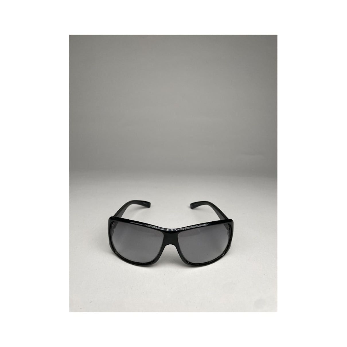 Gucci Black Plastic Sunglasses Size ONE SIZE - 3 Thumbnail