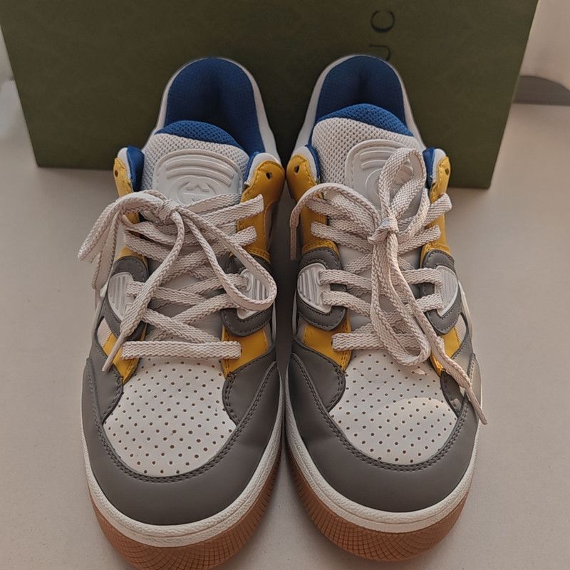 Gucci Gucci Retro Low-Top Fashion Sneakers in White and Gray 0079 Size US 9 / EU 42 - 2 Thumbnail