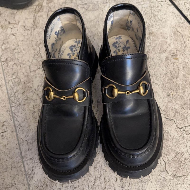 Gucci Gucci Leather Horsebit Fashion Loafers in Black 0079 Size US 7.5 / EU 40-41 - 2 Thumbnail