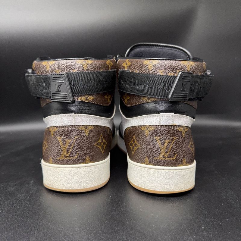 Louis Vuitton Louis Vuitton Rivoli Stylish High-Top Sneakers 0079 Size US 9 / EU 42 - 3 Thumbnail