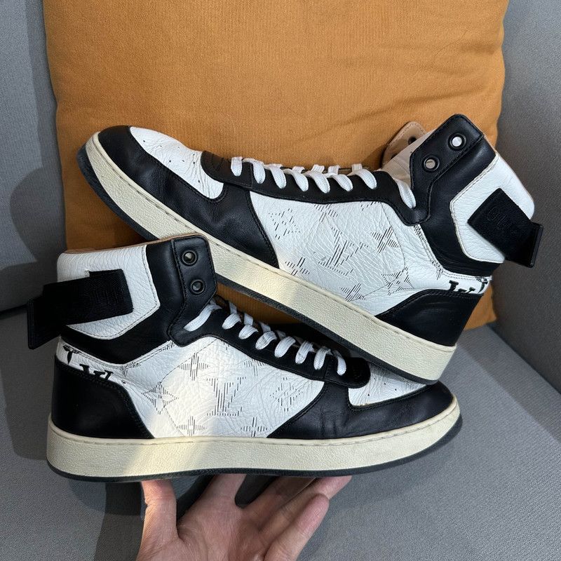 Louis Vuitton Louis Vuitton Rivoli Fashion High-Top Sneakers 0079 Size US 8.5 / EU 41-42 - 6 Thumbnail