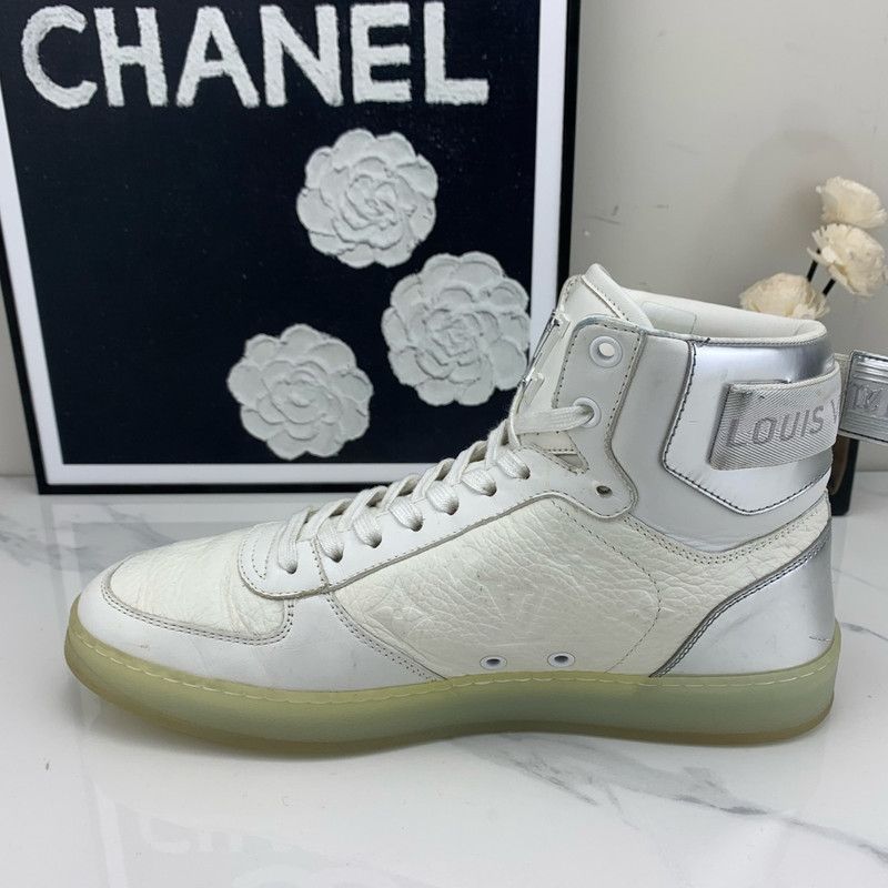 Louis Vuitton Louis Vuitton Rivoli High-Top Sneakers for Men 0079 Size US 8 / EU 41 - 9 Thumbnail