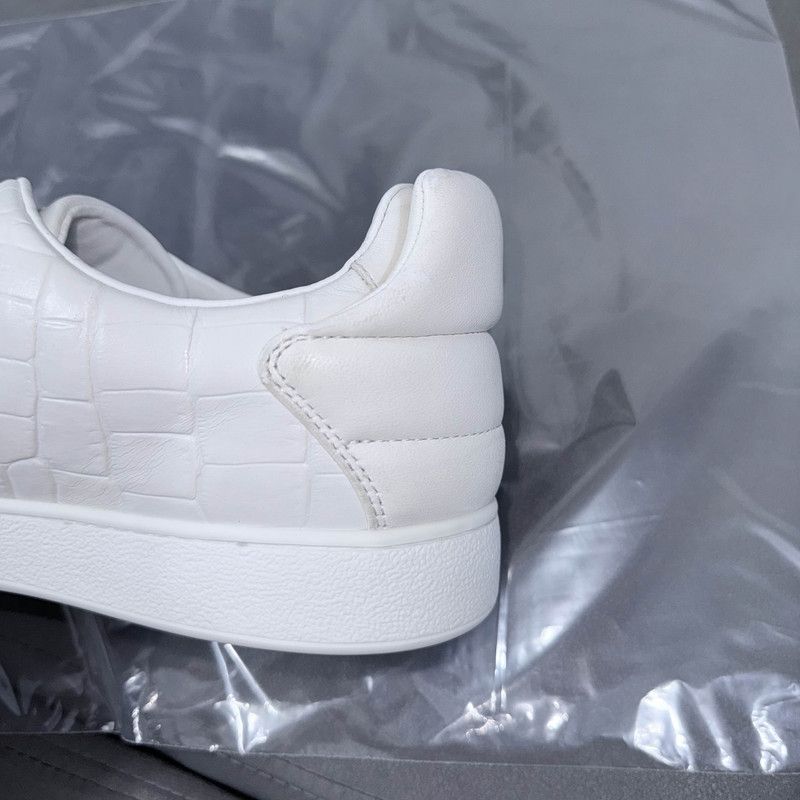 Louis Vuitton Louis Vuitton White Crocodile Leather Sneakers 0079 Size US 10.5 / EU 43-44 - 17 Thumbnail