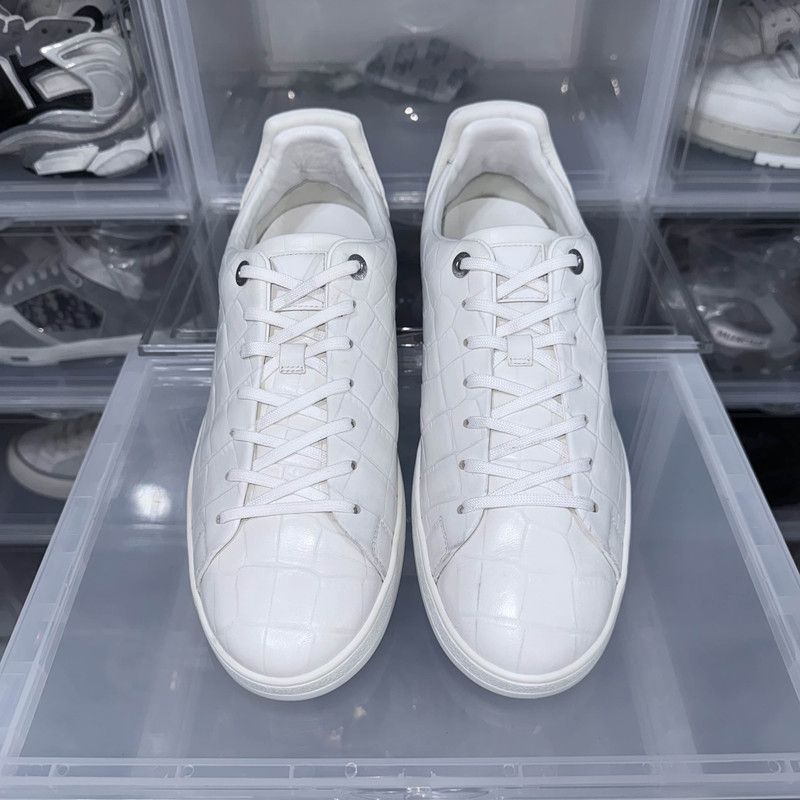 Louis Vuitton Louis Vuitton White Crocodile Leather Sneakers 0079 Size US 10.5 / EU 43-44 - 2 Thumbnail
