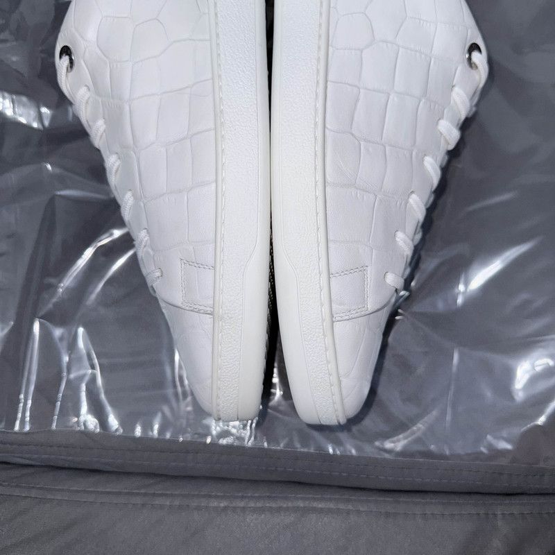 Louis Vuitton Louis Vuitton White Crocodile Leather Sneakers 0079 Size US 10.5 / EU 43-44 - 12 Thumbnail