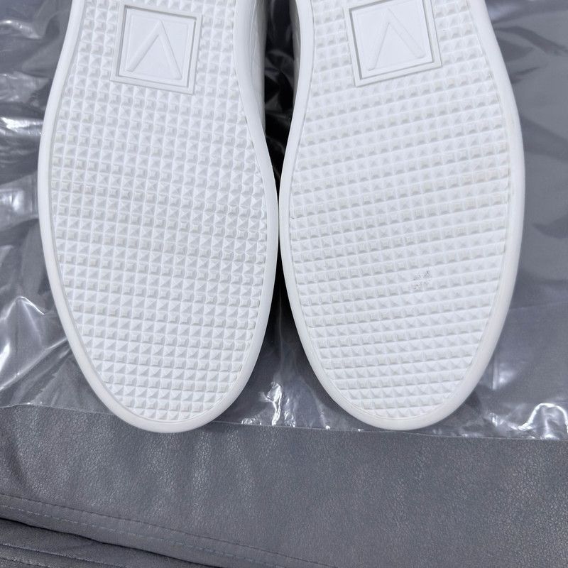 Louis Vuitton Louis Vuitton White Crocodile Leather Sneakers 0079 Size US 10.5 / EU 43-44 - 8 Thumbnail