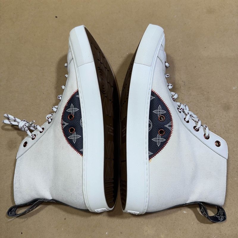 Louis Vuitton Louis Vuitton Tattoo Monogram High-Top Sneakers 0079 Size US 9.5 / EU 42-43 - 8 Thumbnail