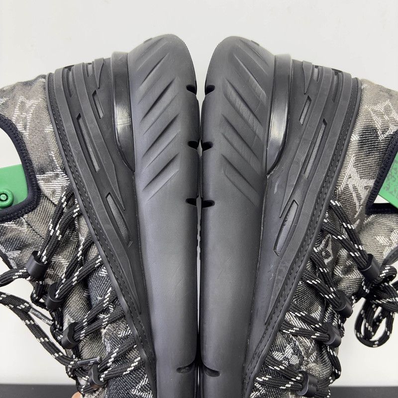 Louis Vuitton Louis Vuitton Fastlane Dye Black Athletic Shoes 0079 Size US 8 / EU 41 - 7 Thumbnail