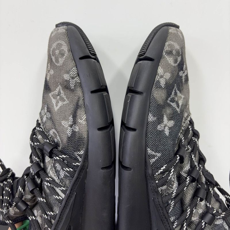 Louis Vuitton Louis Vuitton Fastlane Dye Black Athletic Shoes 0079 Size US 8 / EU 41 - 9 Thumbnail
