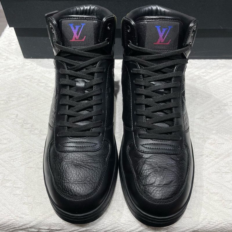 Louis Vuitton Louis Vuitton Rivoli High-Top Fashion Sneakers for Men 0079 Size US 6.5 / EU 39-40 - 2 Thumbnail
