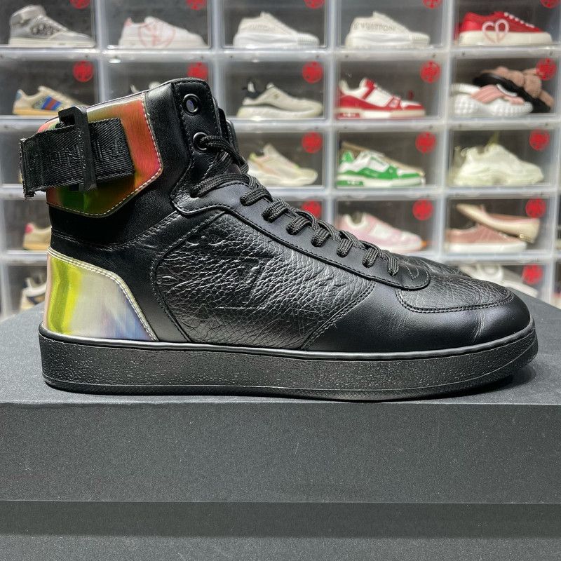 Louis Vuitton Louis Vuitton Rivoli High-Top Fashion Sneakers for Men 0079 Size US 6.5 / EU 39-40 - 12 Thumbnail