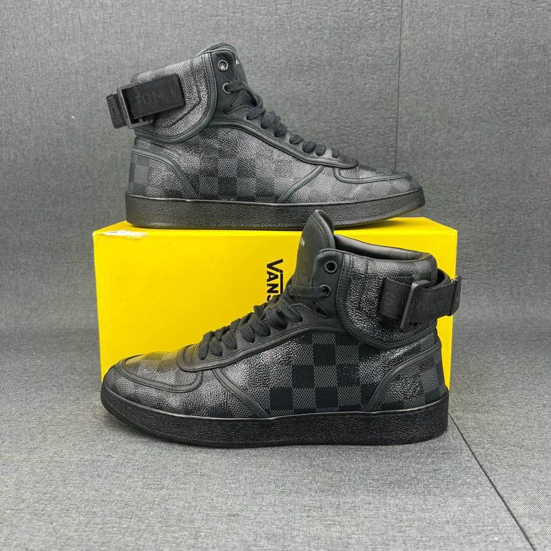 Louis Vuitton Louis Vuitton Rivoli High-Top Sneakers for Men 0079 Size US 8 / EU 41 - 8 Thumbnail