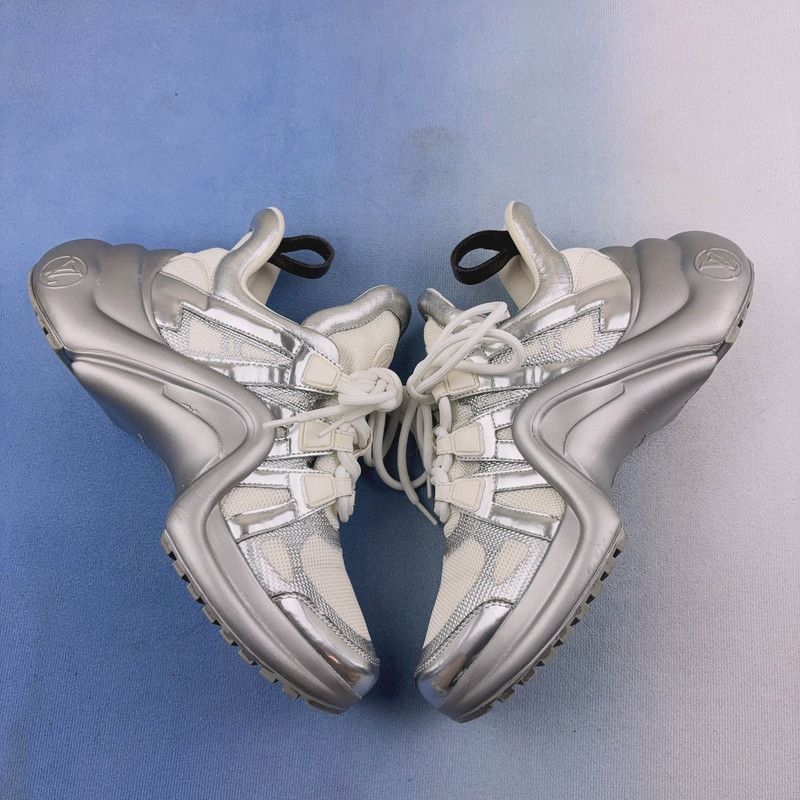 Louis Vuitton Louis Vuitton Silver Casual Sneakers 0079 Size US 5.5 / EU 38 - 6 Thumbnail