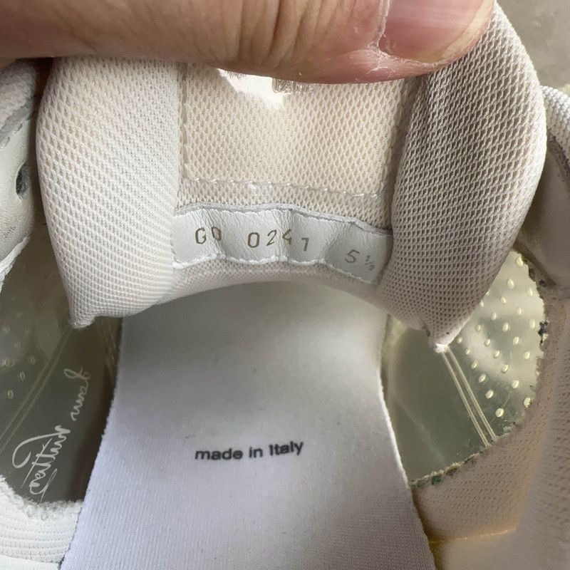 Louis Vuitton Louis Vuitton Trainer Transparent Logo Fashion Sneakers 0079 Size US 8.5 / EU 41-42 - 6 Thumbnail