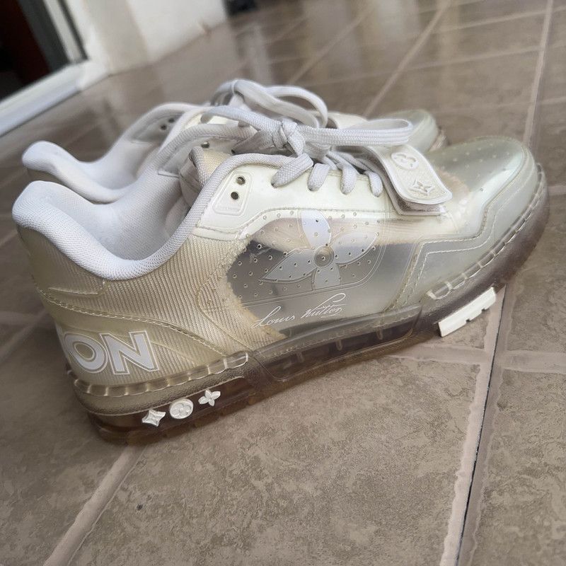 Louis Vuitton Louis Vuitton Trainer Transparent Logo Fashion Sneakers 0079 Size US 8.5 / EU 41-42 - 7 Thumbnail
