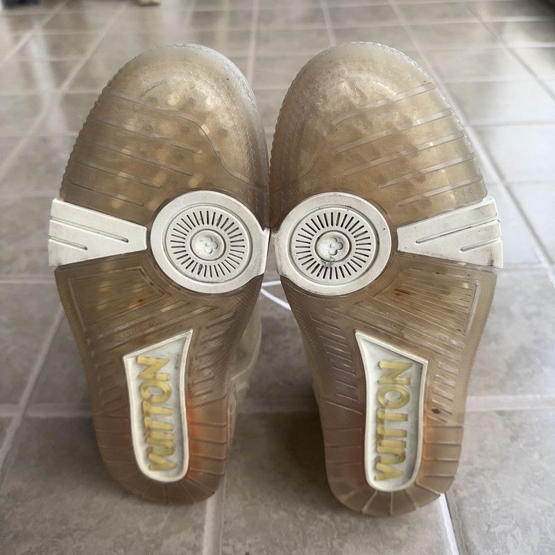 Louis Vuitton Louis Vuitton Trainer Transparent Logo Fashion Sneakers 0079 Size US 8.5 / EU 41-42 - 4 Thumbnail