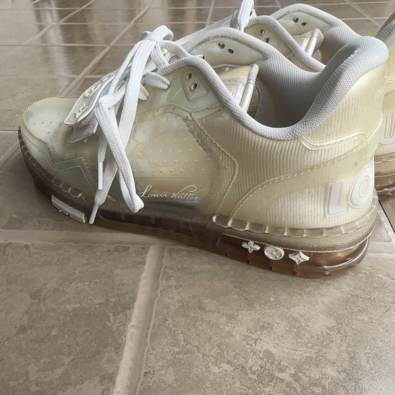 Louis Vuitton Louis Vuitton Trainer Transparent Logo Fashion Sneakers 0079 Size US 8.5 / EU 41-42 - 8 Thumbnail