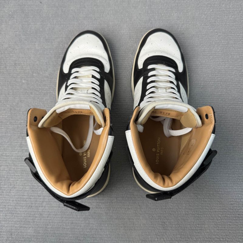 Louis Vuitton Louis Vuitton Rivoli High-Top Sneakers in Black and White 0079 Size US 8 / EU 41 - 9 Thumbnail
