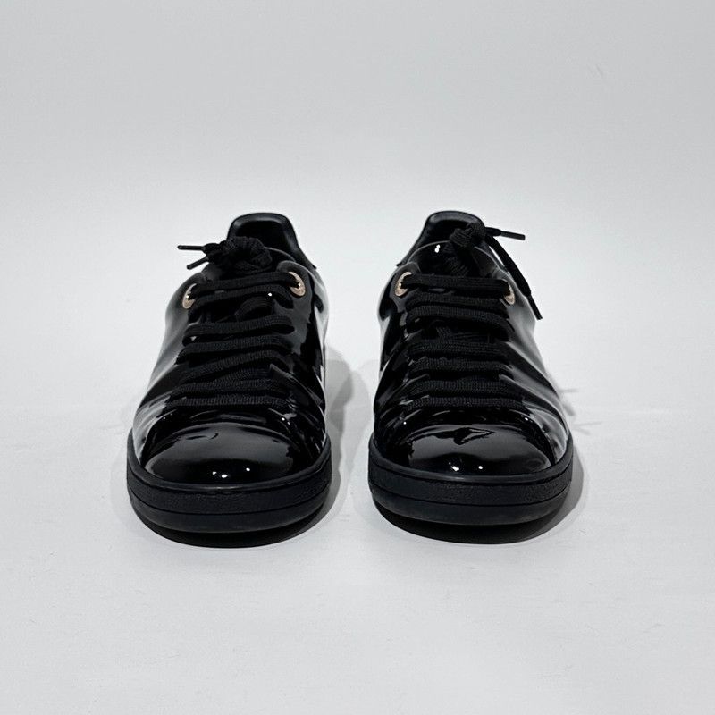 Louis Vuitton Louis Vuitton Stylish Black Sneakers for Casual Wear 0079 Size US 5 / EU 37 - 2 Thumbnail