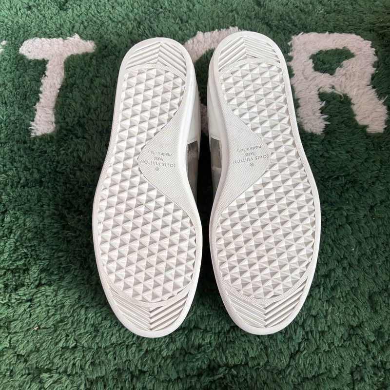 Louis Vuitton Louis Vuitton Stylish Casual Low-top Sneakers 0079 Size US 9.5 / EU 42-43 - 4 Thumbnail