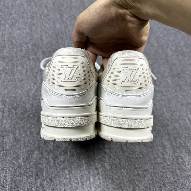 Louis Vuitton Louis Vuitton Casual White Sneakers 0079 Size US 8.5 / EU 41-42 - 3 Thumbnail