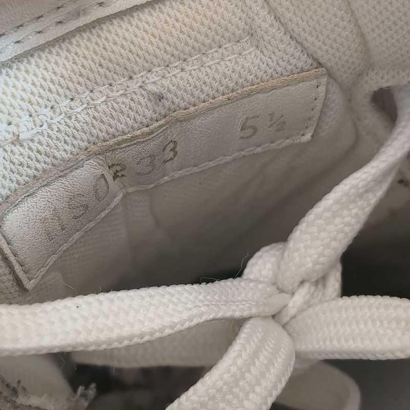 Louis Vuitton Louis Vuitton Rivoli Leather Low-Top Sneakers 0079 Size US 8.5 / EU 41-42 - 5 Thumbnail