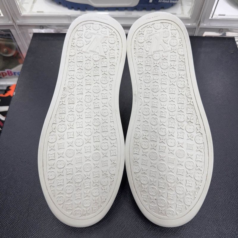 Louis Vuitton Casual Low-top Sneakers in White 0079