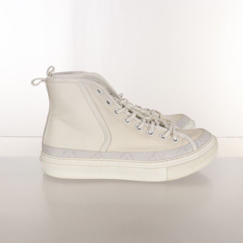 Louis Vuitton Louis Vuitton Monogram High-Top Sneakers in White 0079 Size US 7 / EU 40 - 3 Thumbnail